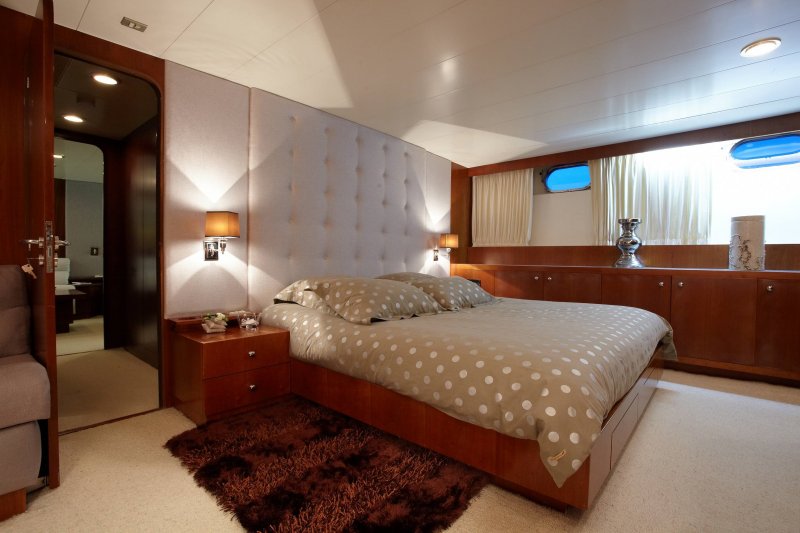 Seven yachts_06210 MANDELIEU LA NAPOULE_8